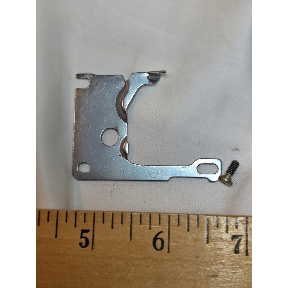 Singer 714 Sewing Machine Bobbin Case Position Finger Bracket with Screw